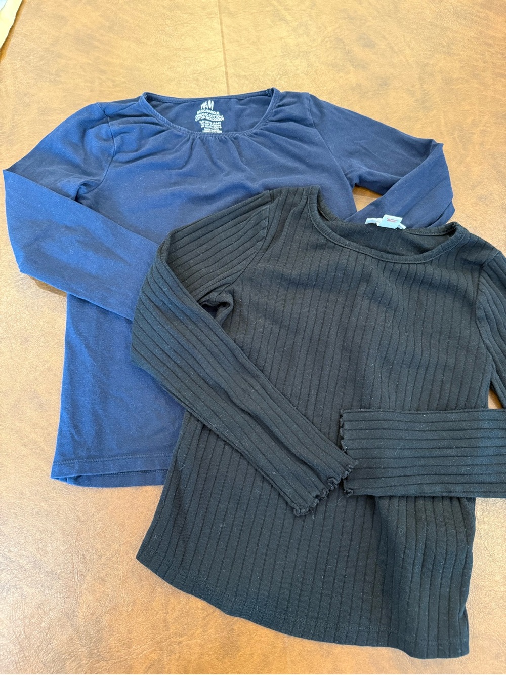 H&M Navy and Cat & Jack Black Long Sleeve Kids Tops - 2 Pack Size 7/8